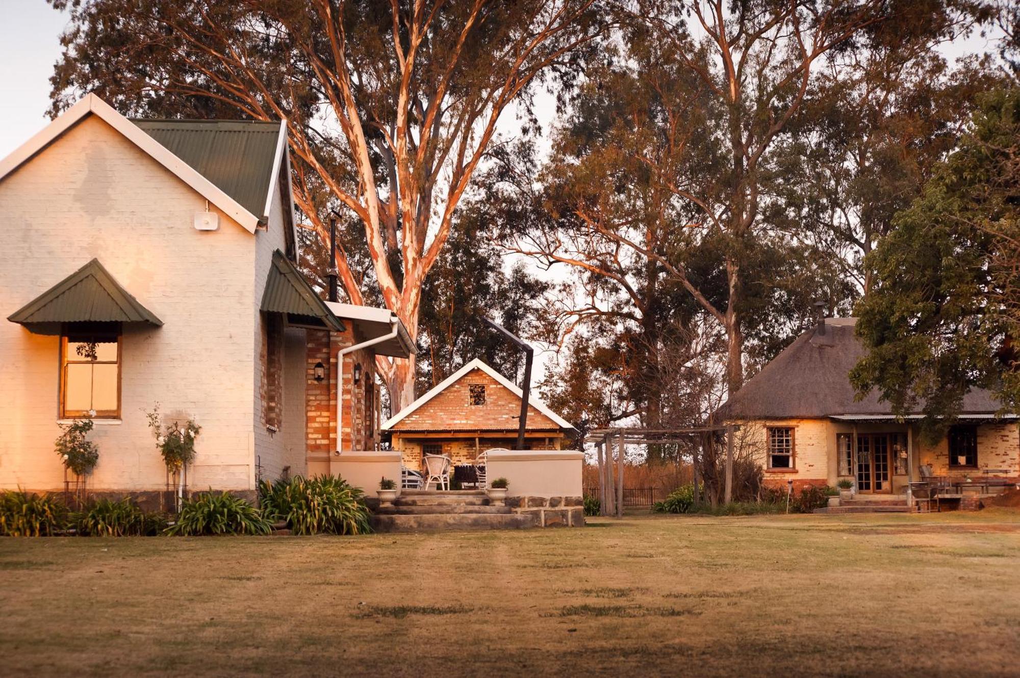 Dalmore Guest Farm Bergville Bagian luar foto