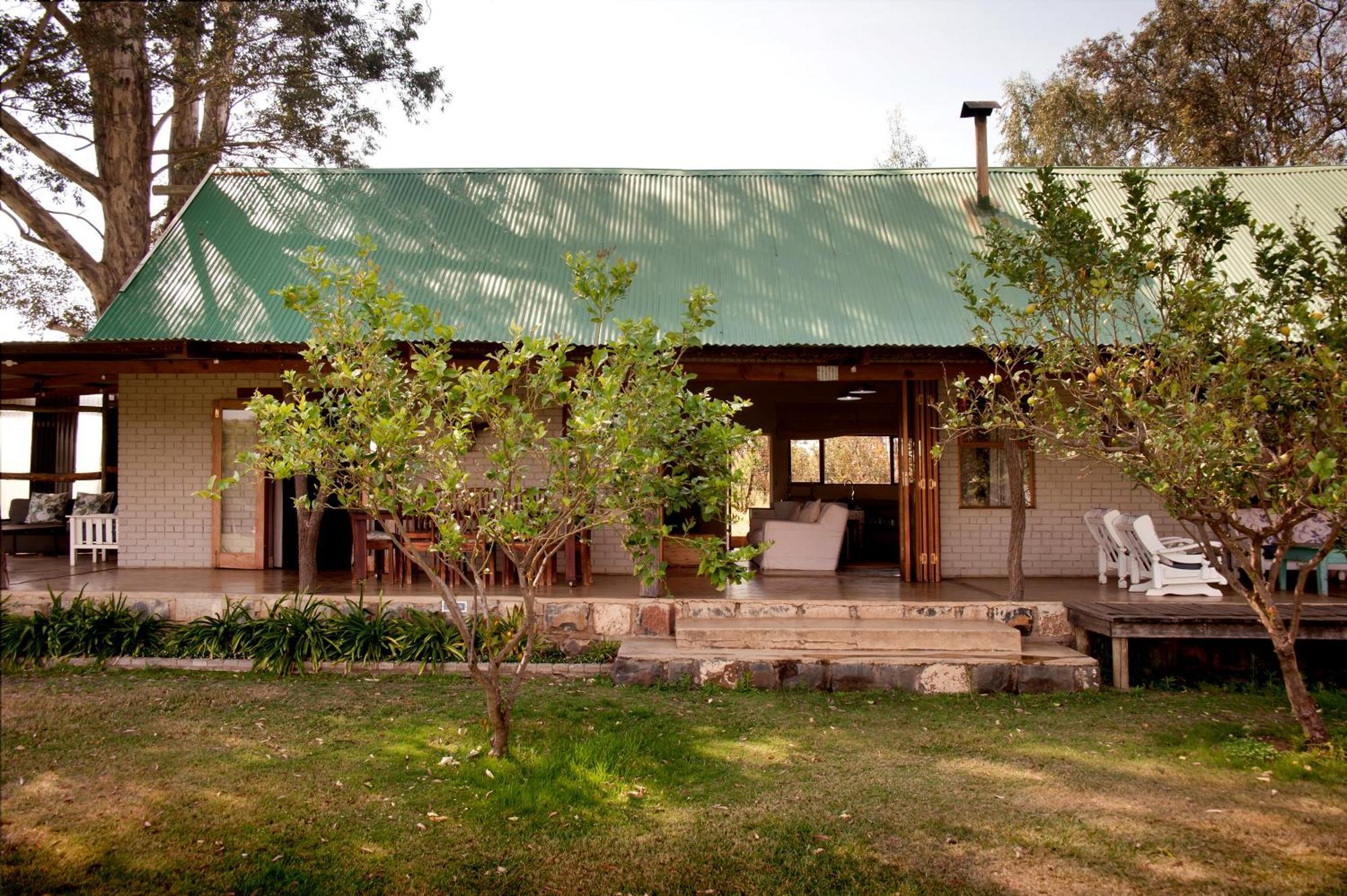Dalmore Guest Farm Bergville Bagian luar foto